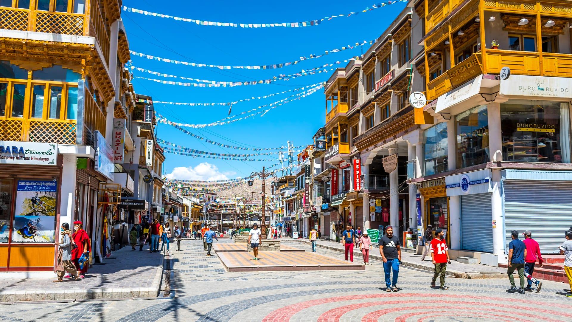 Day 1 in Leh, scene 2