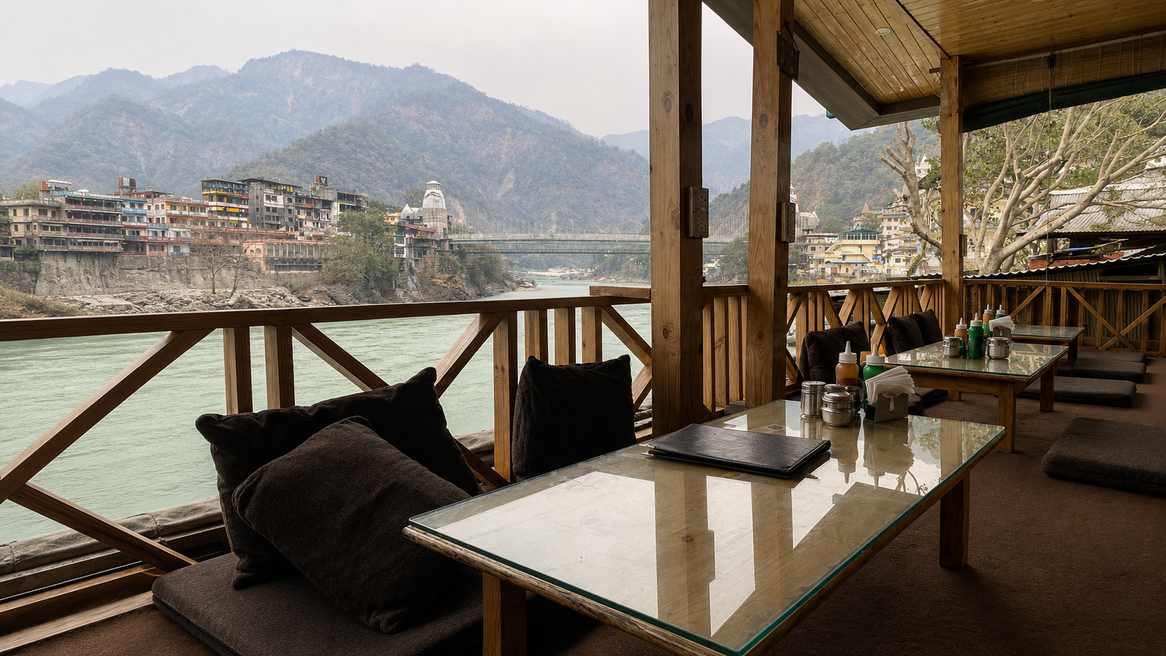 Day 3 in Rishikesh / Delhi, scene 2